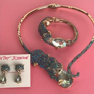 RARE Blue Panther Bracelet Earring Necklace Set